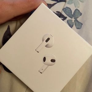 Original Airpods 3
